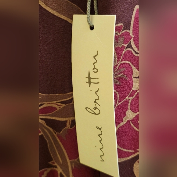 Nine Britton Keyhole Smocked Waist Burgundy and Purple Floral Blouse NWT - Picture 7 of 8